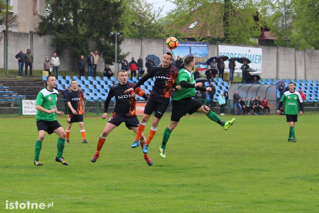 Trzy punkty BKS-u w meczu z Brzeźnikiem