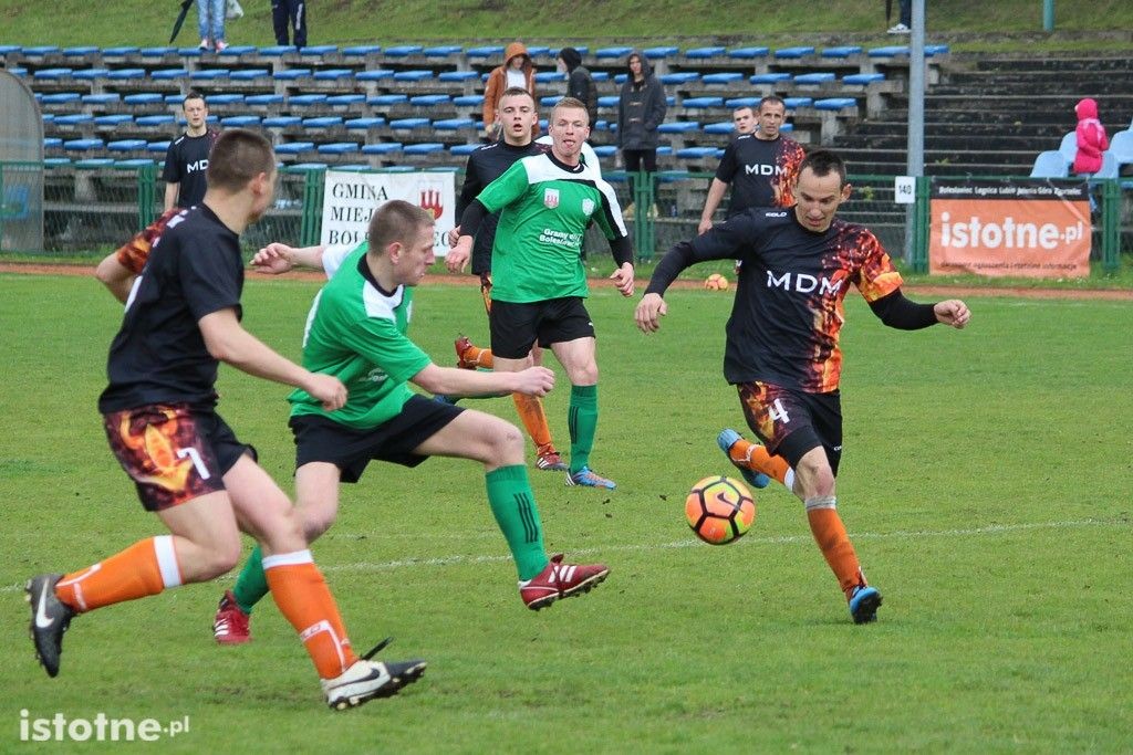 Trzy punkty BKS-u w meczu z Brzeźnikiem