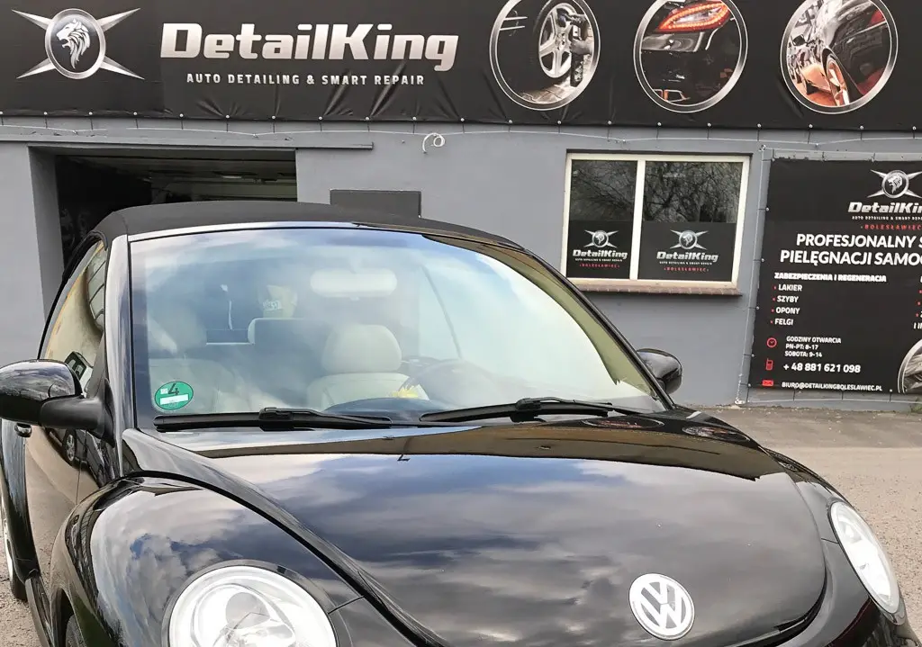 VW New Beetle po jednoetapowej korekcie lakieru oraz zabezpieczeniu lakieru woskiem naturalnym