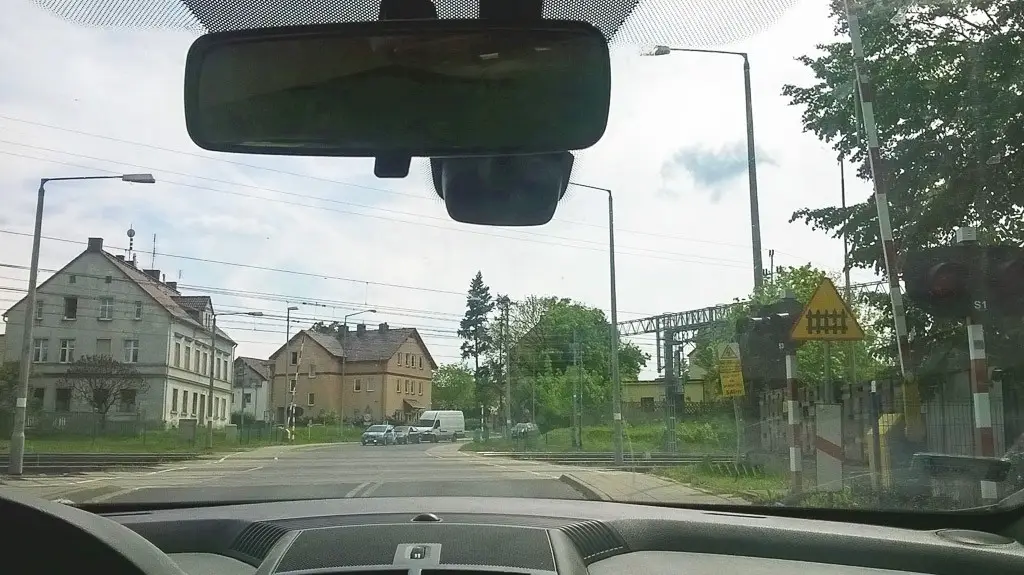 Awaria na przejeździe kolejowym na Modłowej