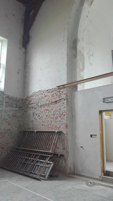 Koncerty i spektakle w dawnym kościele w Nowogrodźcu