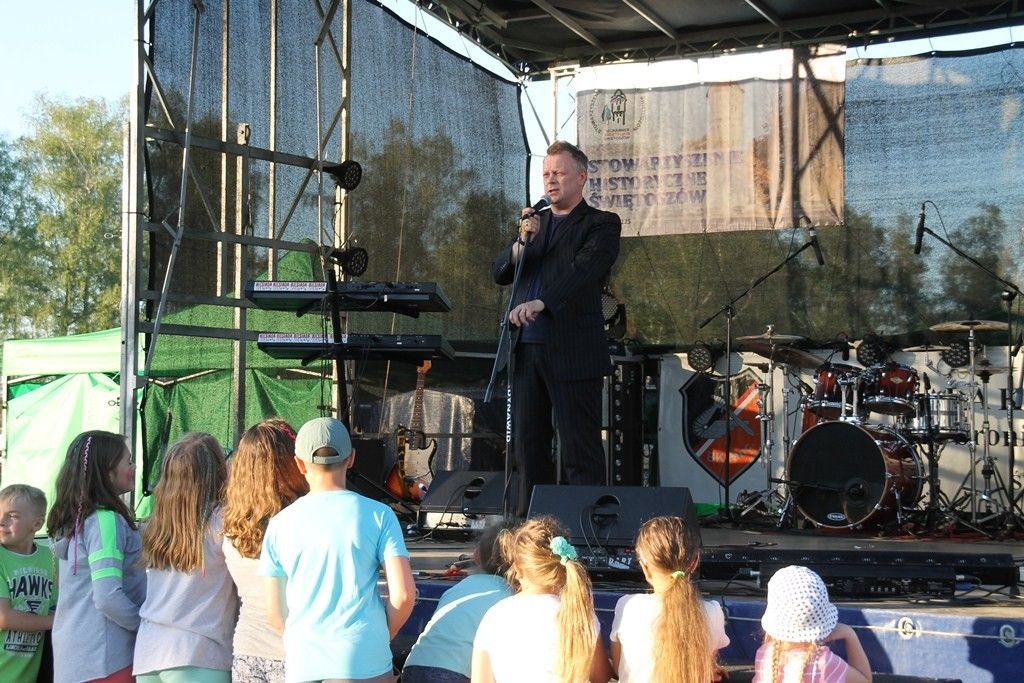 Hucznie uczcili 25-lecie Świętoszowa