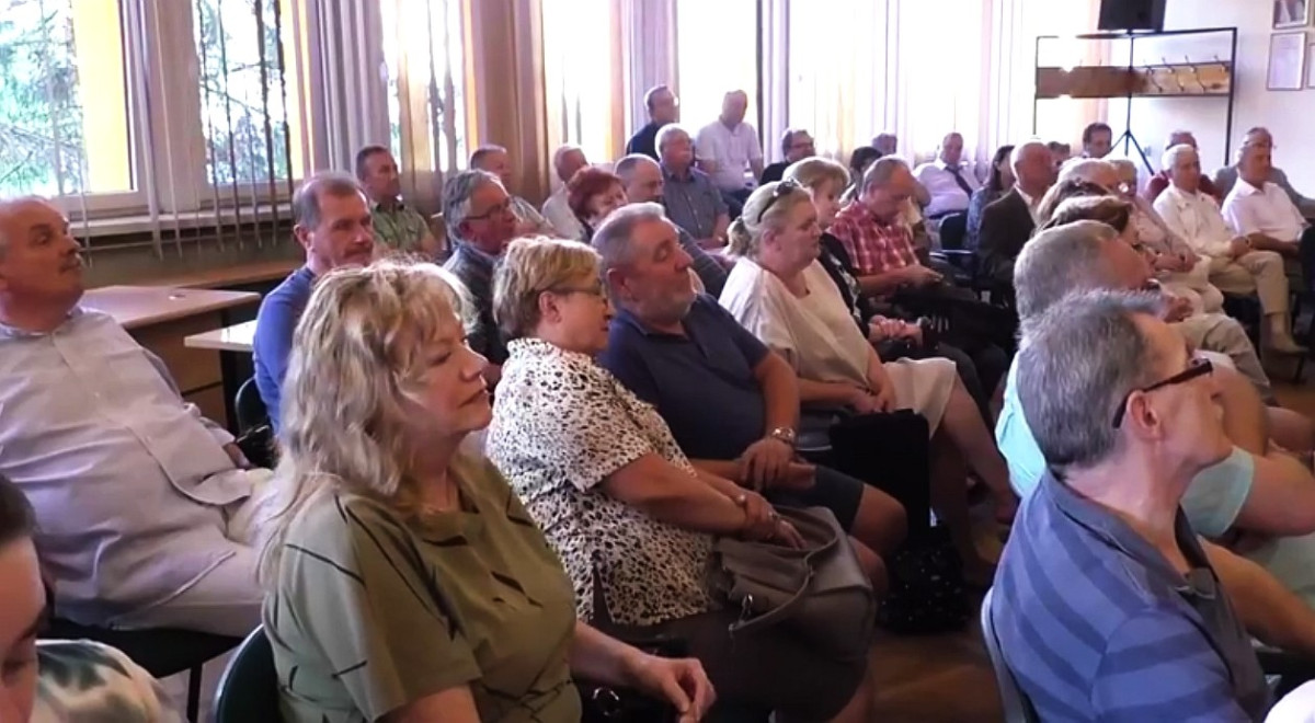 Były szef MON Tomasz Siemoniak i posłowie PO w Bolesławcu