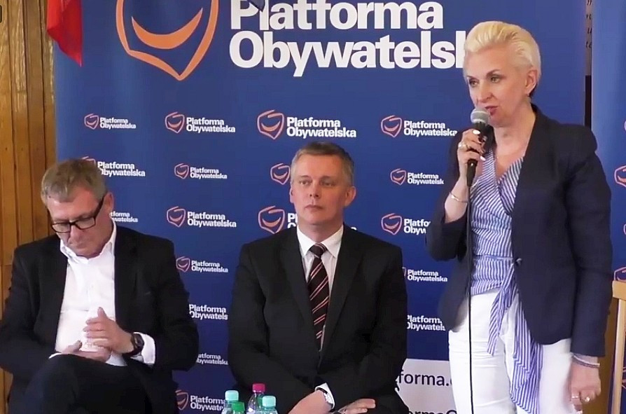 Były szef MON Tomasz Siemoniak i posłowie PO w Bolesławcu