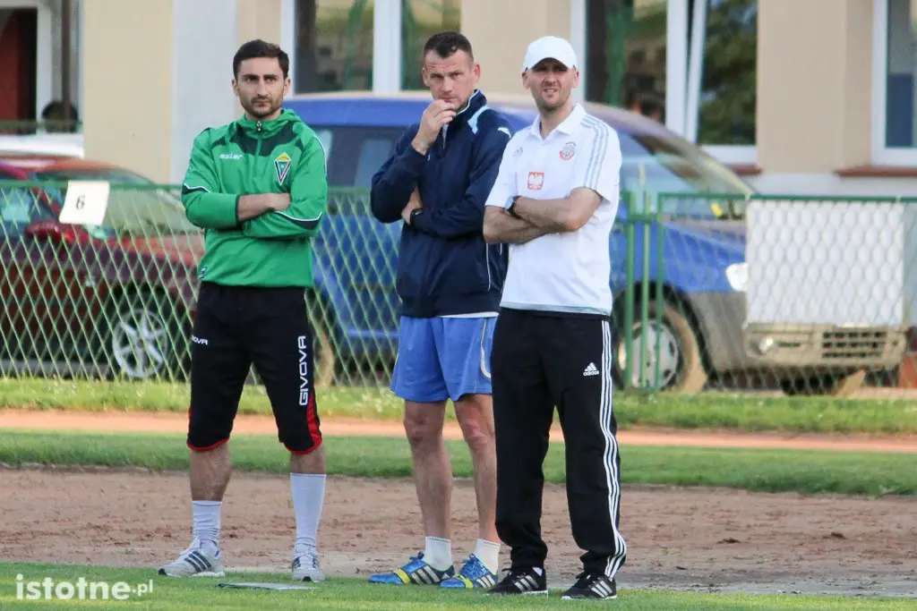Trenerzy wojskowej kadry: Grzegorz Tychowski, Sebastian Tylutki i Jakub Wołyński
