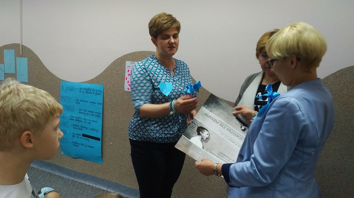 NASZ AUTYZM, zajęcia w świetlicy Szkoły Podstawowej nr 4 w Bolesławcu im. Jana Matejki