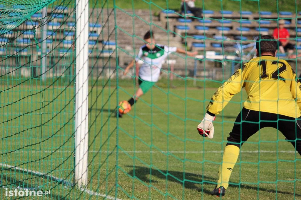 BKS - LZS Łaziska 3:1