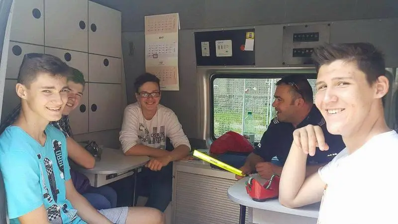 Policjanci dzieciom