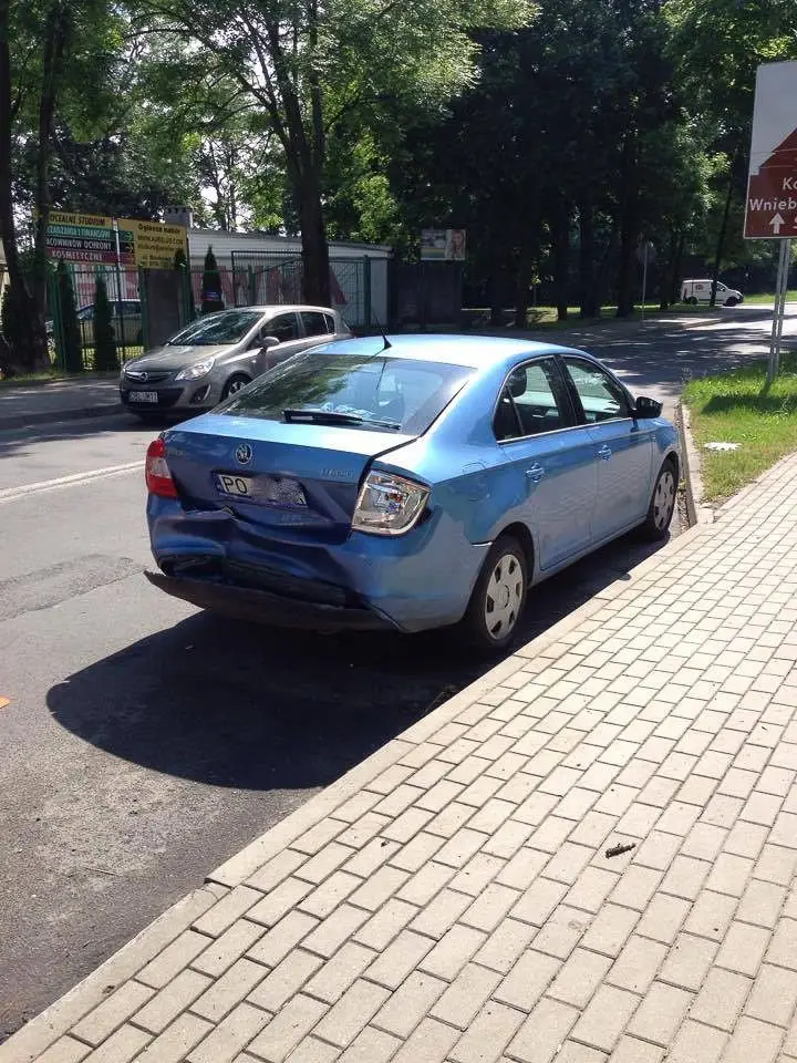 Wypadek przy stadionie. Wrocławianka ranna, sprawca uciekł