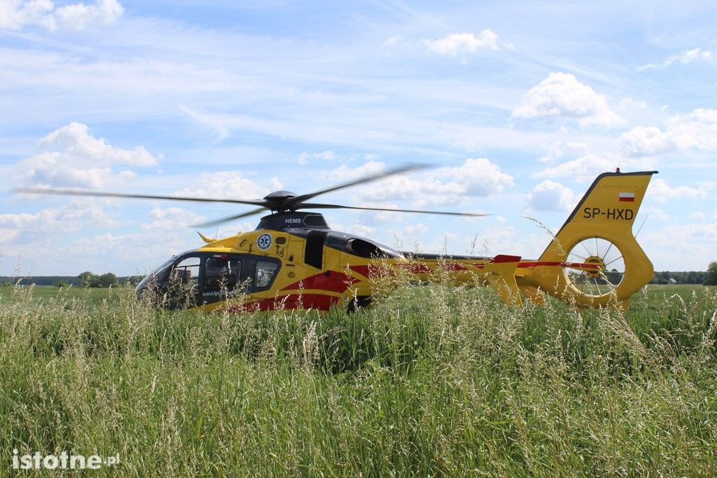 Wypadek pod Chościszowicami – dwie osoby ranne, jedna ciężko