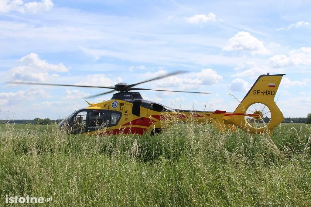 Wypadek pod Chościszowicami – dwie osoby ranne, jedna ciężko
