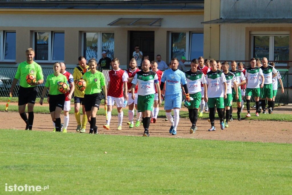 Wysokie zwycięstwo BKS-u w meczu z Leśnikiem Osiecznica