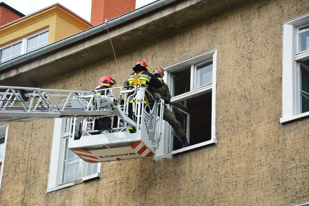 Pożar w koszarach. Ćwiczebny alarm w jednostce