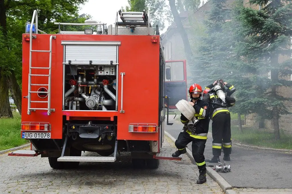 Pożar w koszarach. Ćwiczebny alarm w jednostce