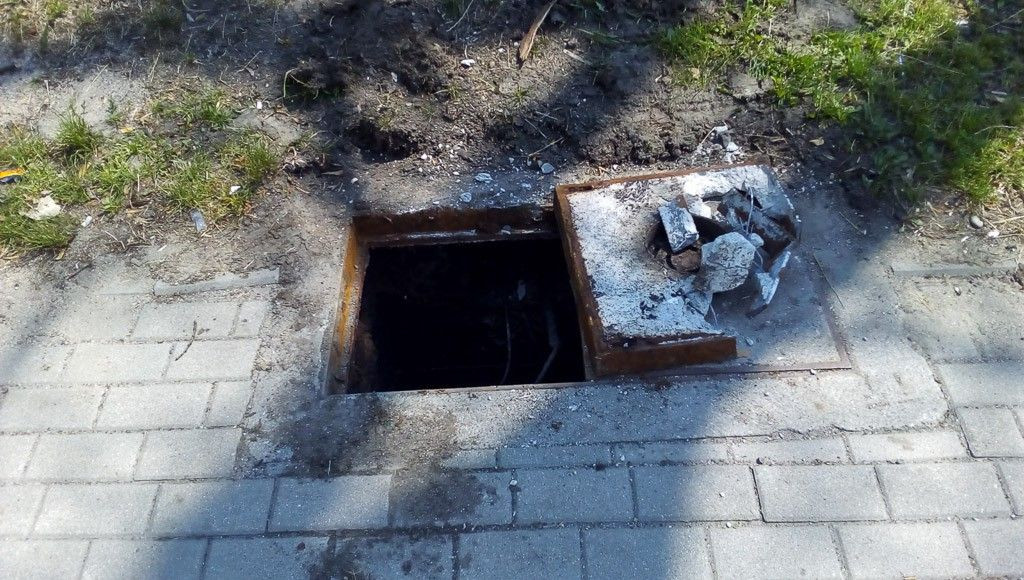 Akcja straży koło stadionu. Ulatnia się gaz