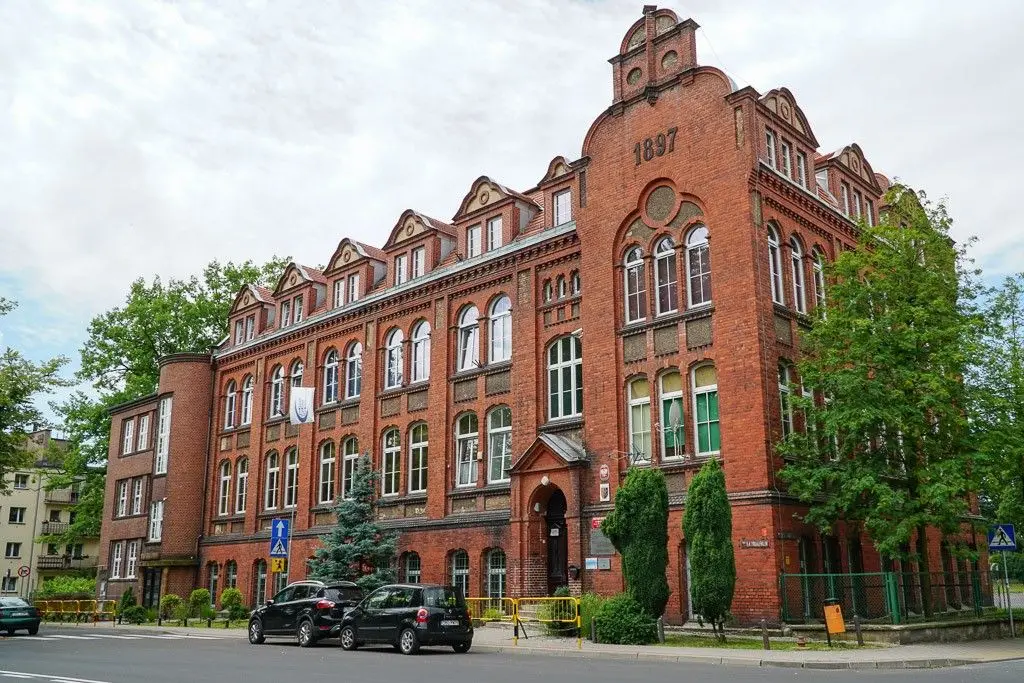 Nowe okna w „Elektroniku”