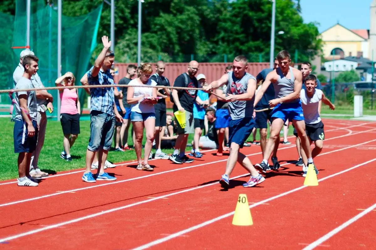 Za nami Powiatowy Dzień Sportu. „Budowlanka” z Pucharem Starosty