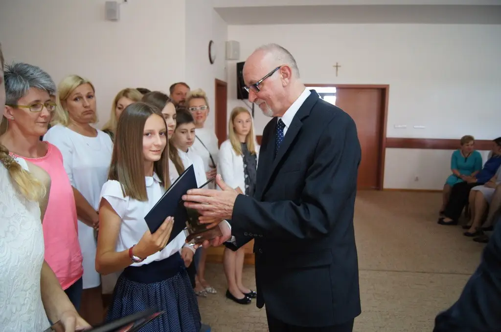Najlepsi uczniowie nagrodzeni