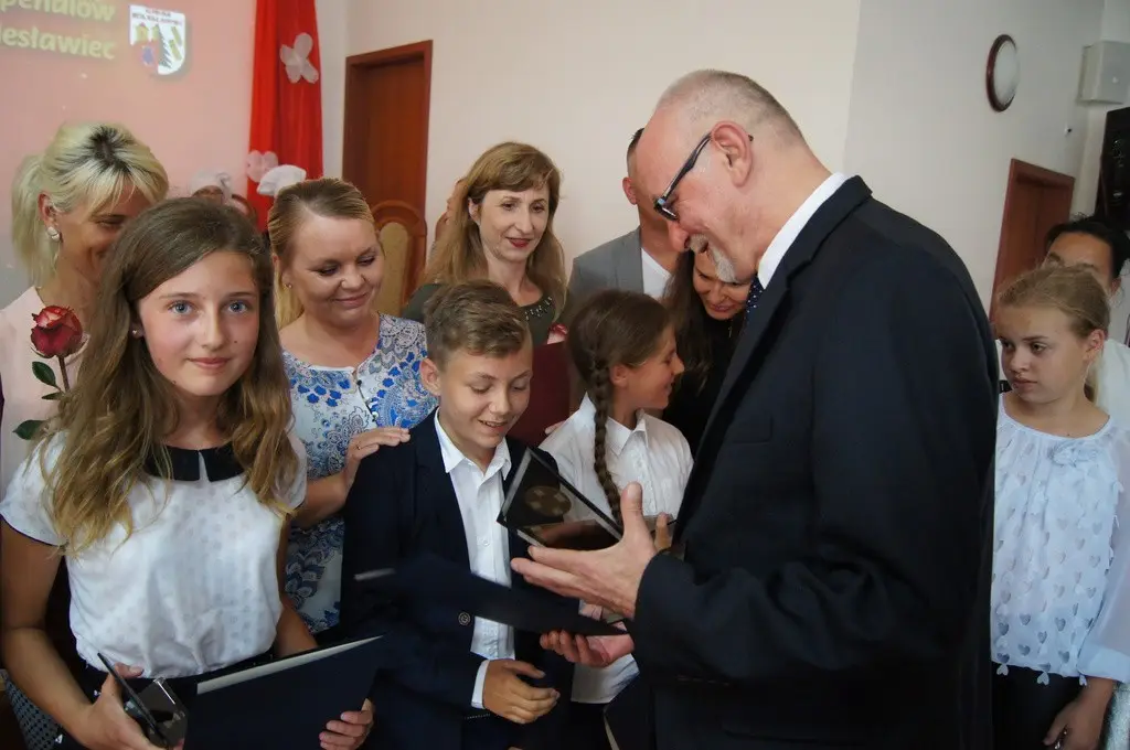 Najlepsi uczniowie nagrodzeni