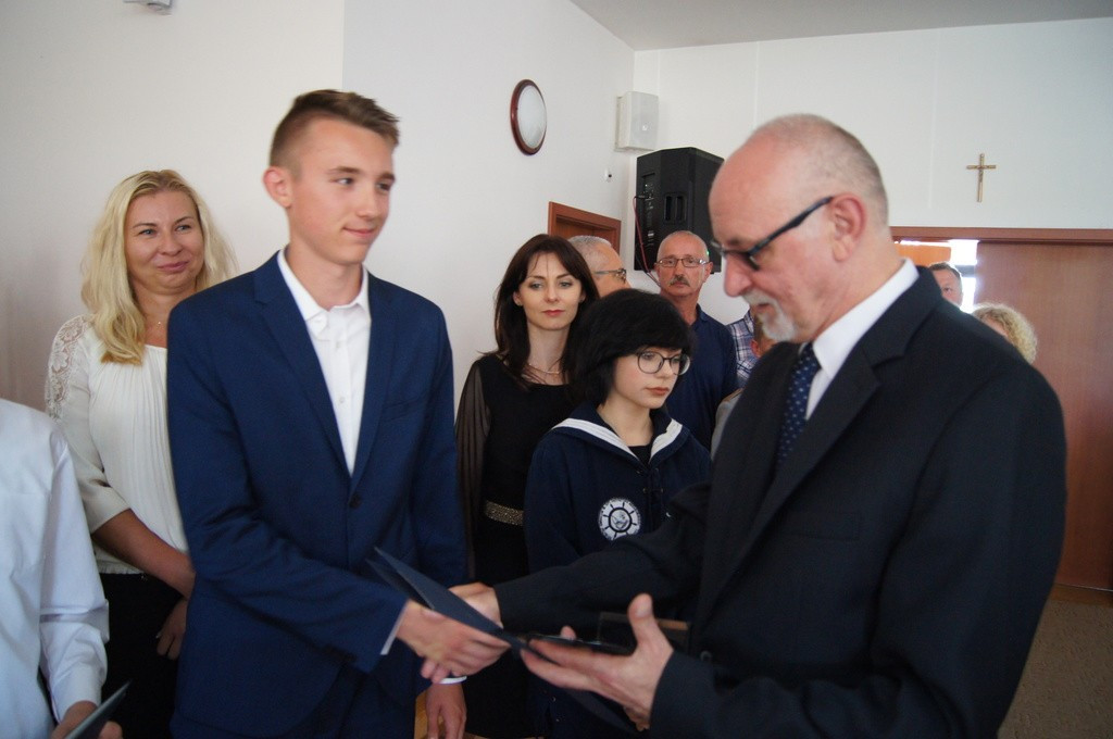 Najlepsi uczniowie nagrodzeni