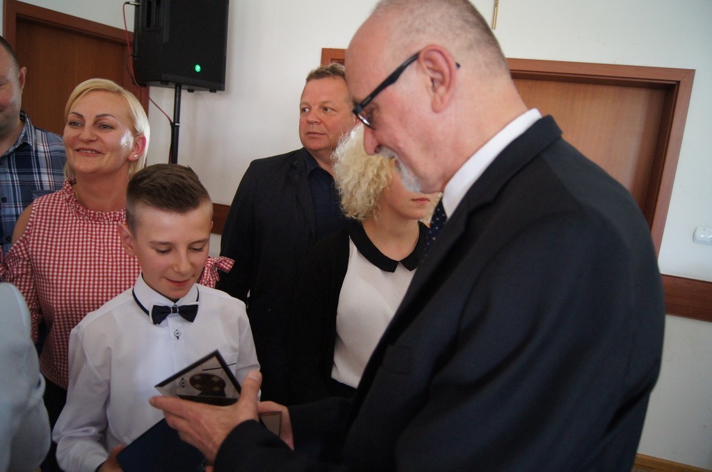 Najlepsi uczniowie nagrodzeni