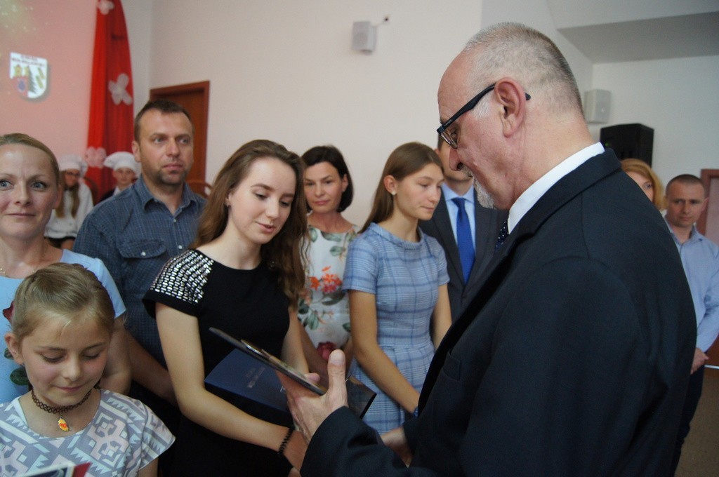 Najlepsi uczniowie nagrodzeni