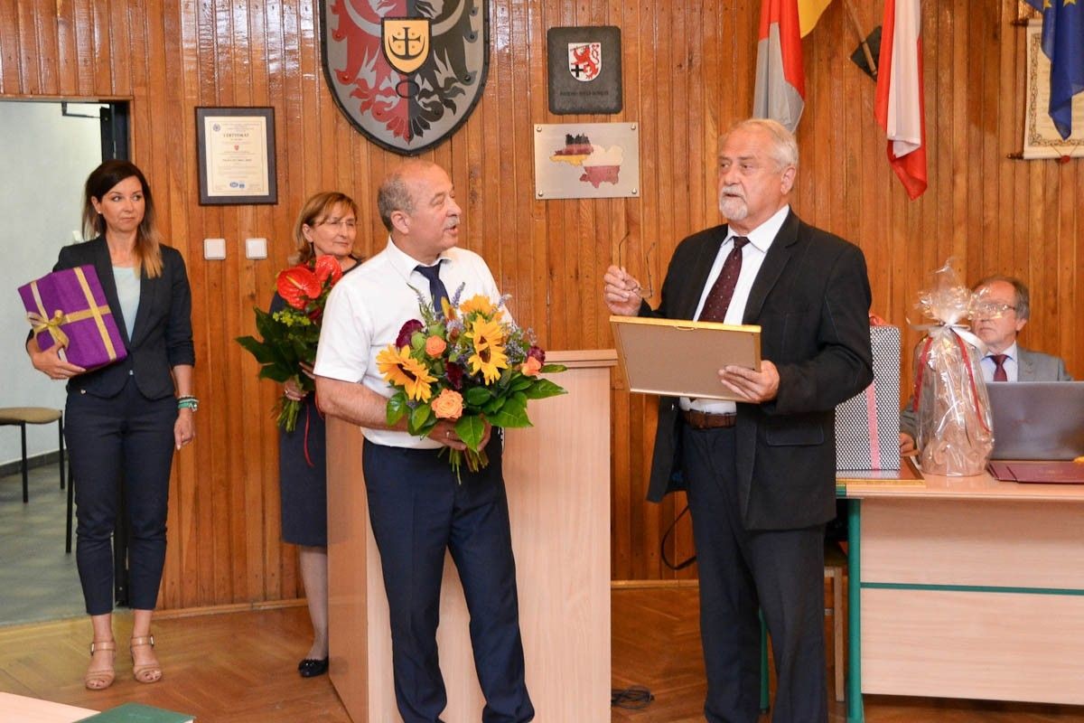 Powiat pożegnał dwoje dyrektorów szkół