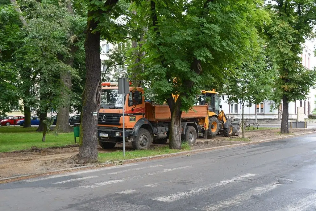 Ruszył remont Polnej i Ogrodowej. Jak doszło do kolejnej miejsko-powiatowej inwestycji?
