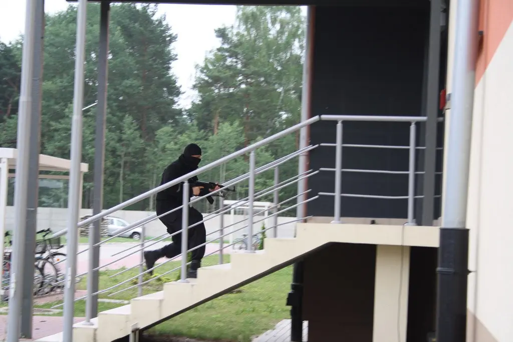 Terroryści w jednostce wojskowej! To na szczęście tylko ćwiczenia