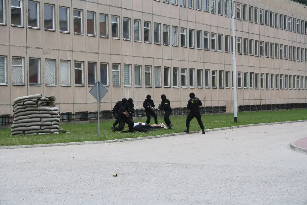 Terroryści w jednostce wojskowej! To na szczęście tylko ćwiczenia
