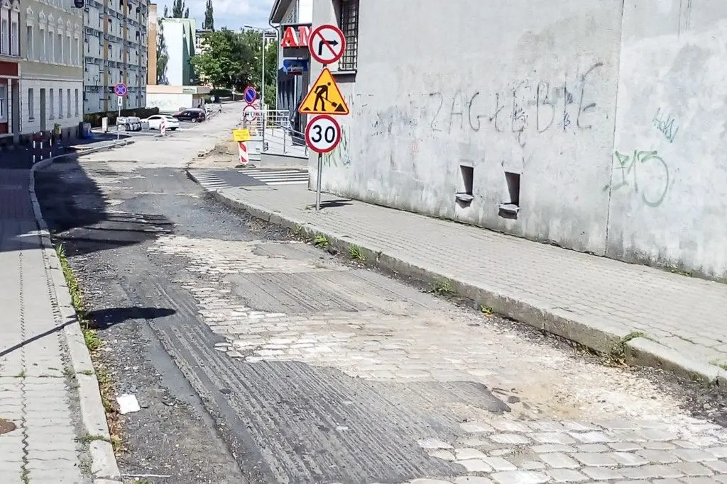 Skandalicznie długi remont Polnej i Ogrodowej