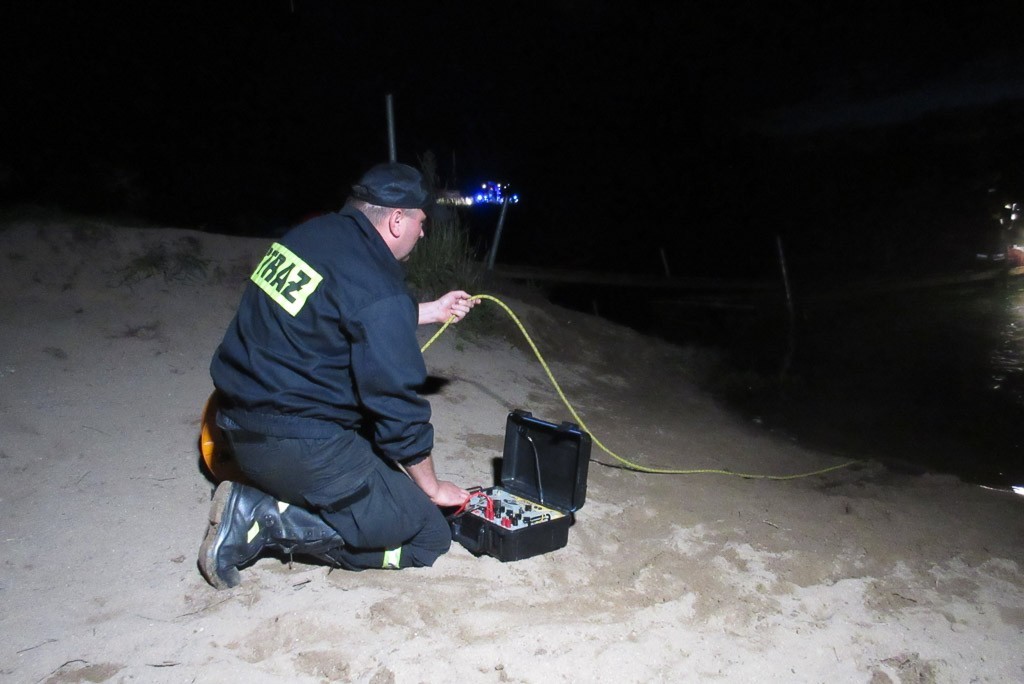 Ratownicy szukają topielca na Krępnicy koło Bolesławca