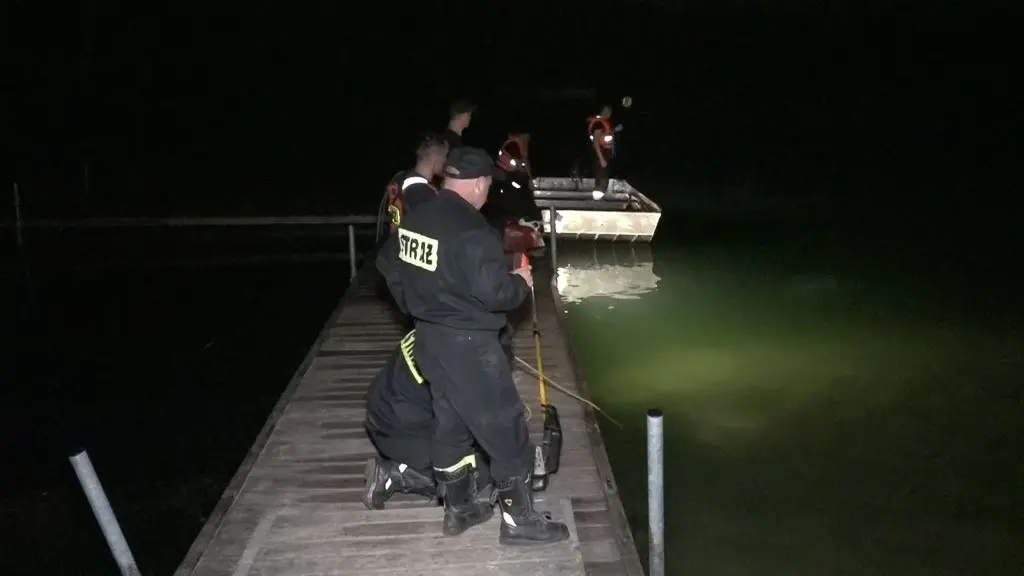 Ratownicy szukają topielca na Krępnicy koło Bolesławca