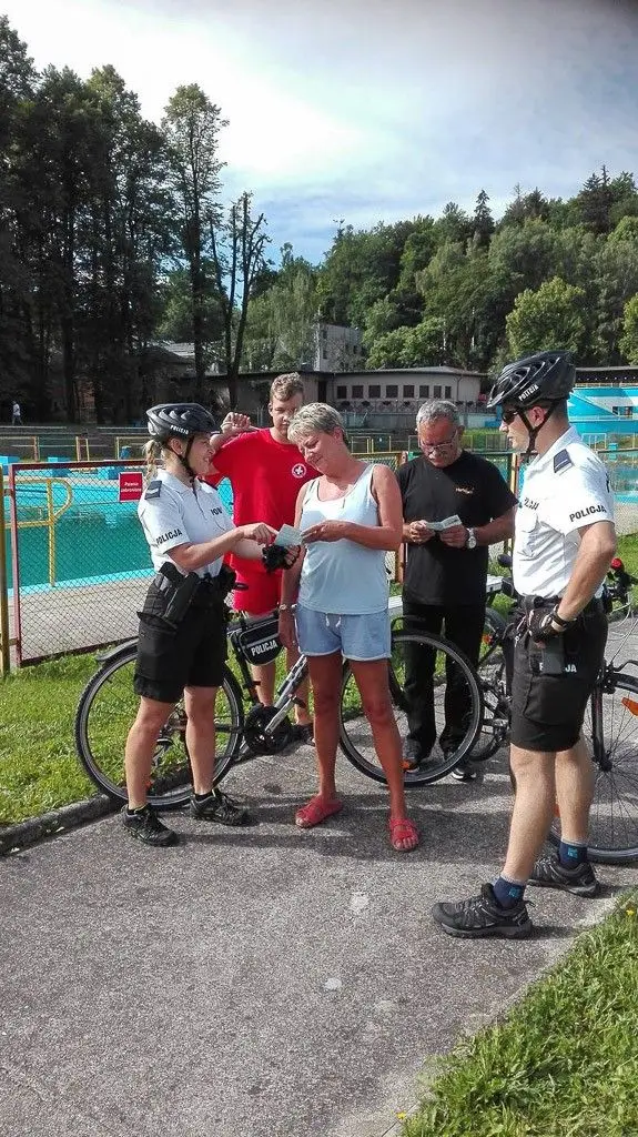 Patrole rowerowe kontrolują akweny