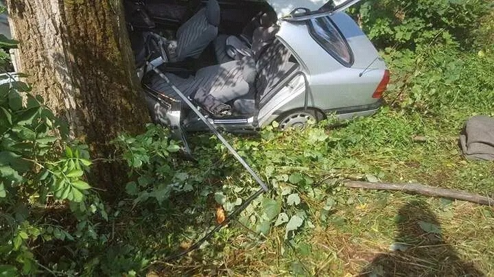 Wypadek między Łaziskami a Wartowicami – 1 osoba ranna