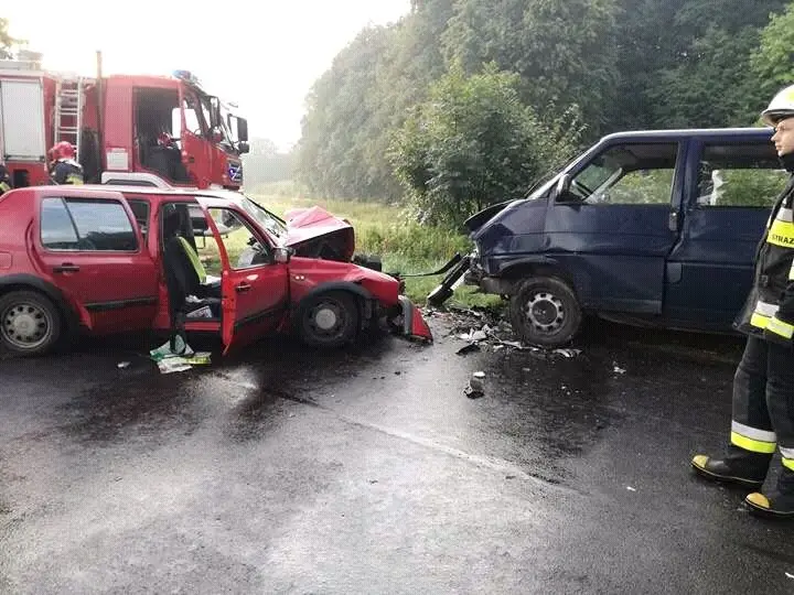 Kierowca Golfa zginął w wypadku w Żeliszowie