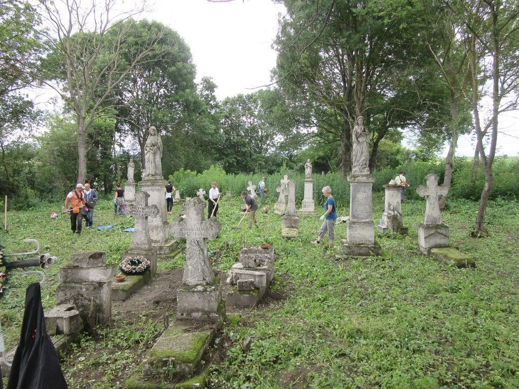 Ratowali polskie nekropolie na Kresach. Już po raz szósty