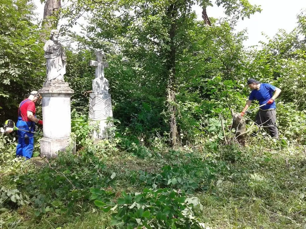 Рятували польські некрополі на східних кресах. Уже вшосте