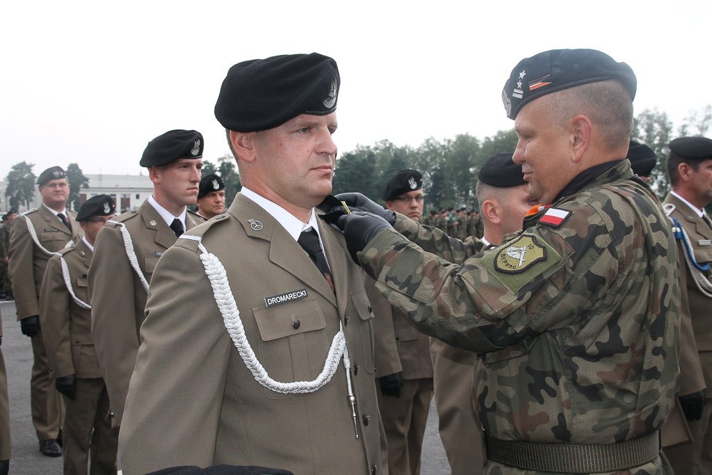 Pancerniacy z awansami i odznaczeniami