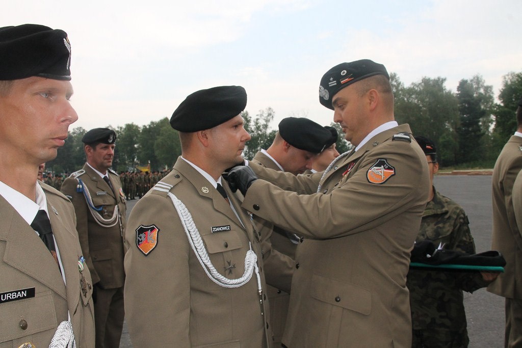 Pancerniacy z awansami i odznaczeniami