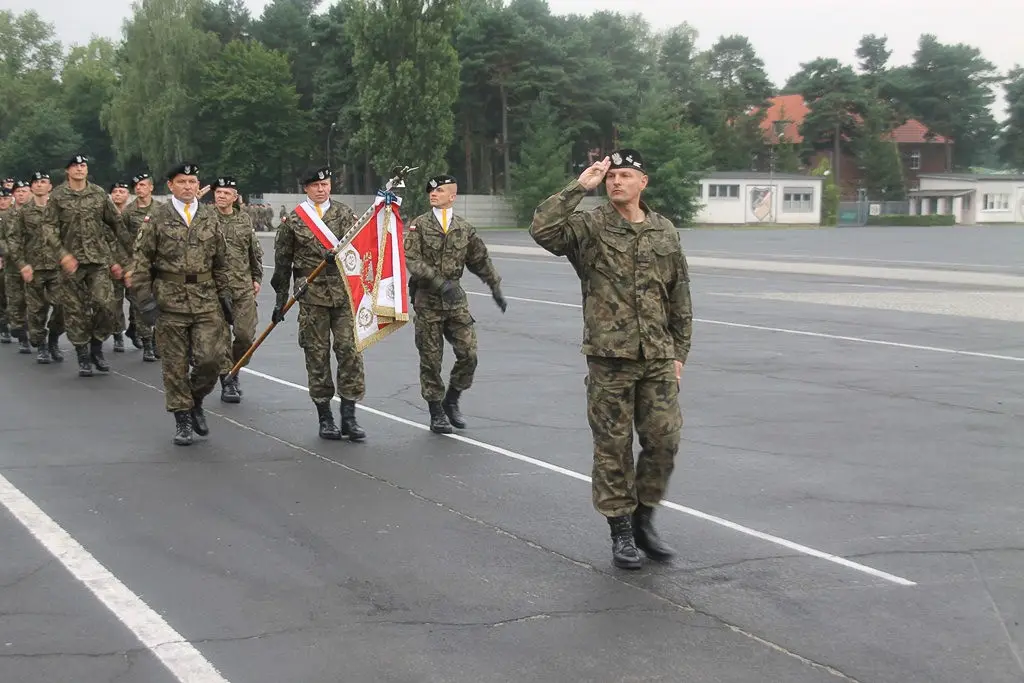Pancerniacy z awansami i odznaczeniami