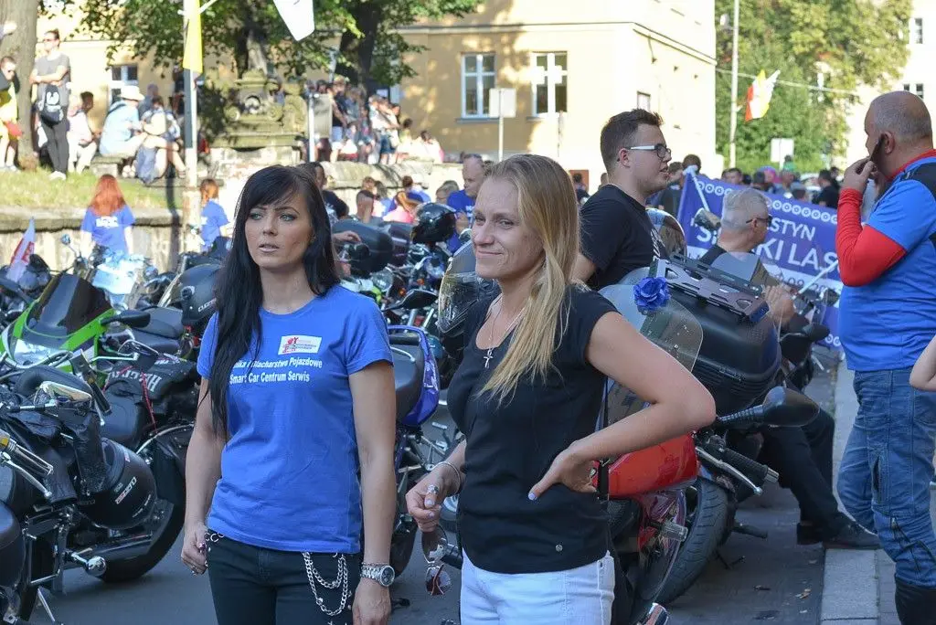 Barwny korowód Bolesławieckiego Święta Ceramiki