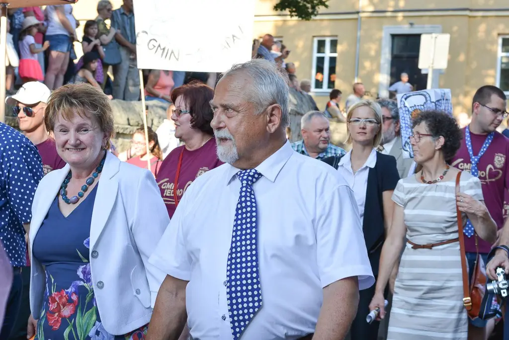 Barwny korowód Bolesławieckiego Święta Ceramiki