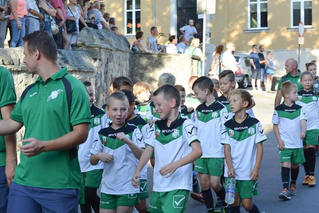 Barwny korowód Bolesławieckiego Święta Ceramiki