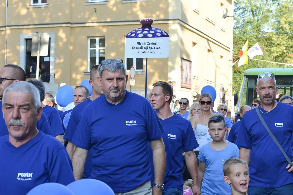 Barwny korowód Bolesławieckiego Święta Ceramiki