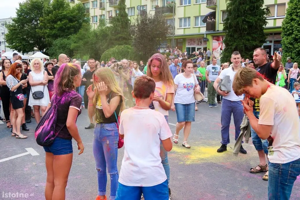 Festiwal kolorów w Bolesławcu