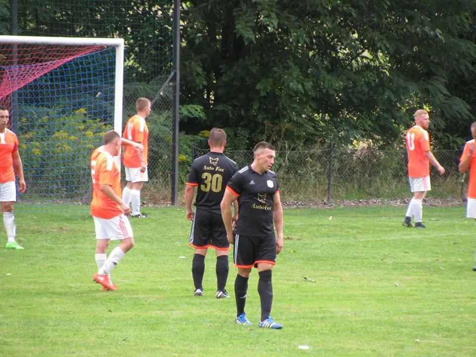 BKS przegrał w Radzimowie 3:5