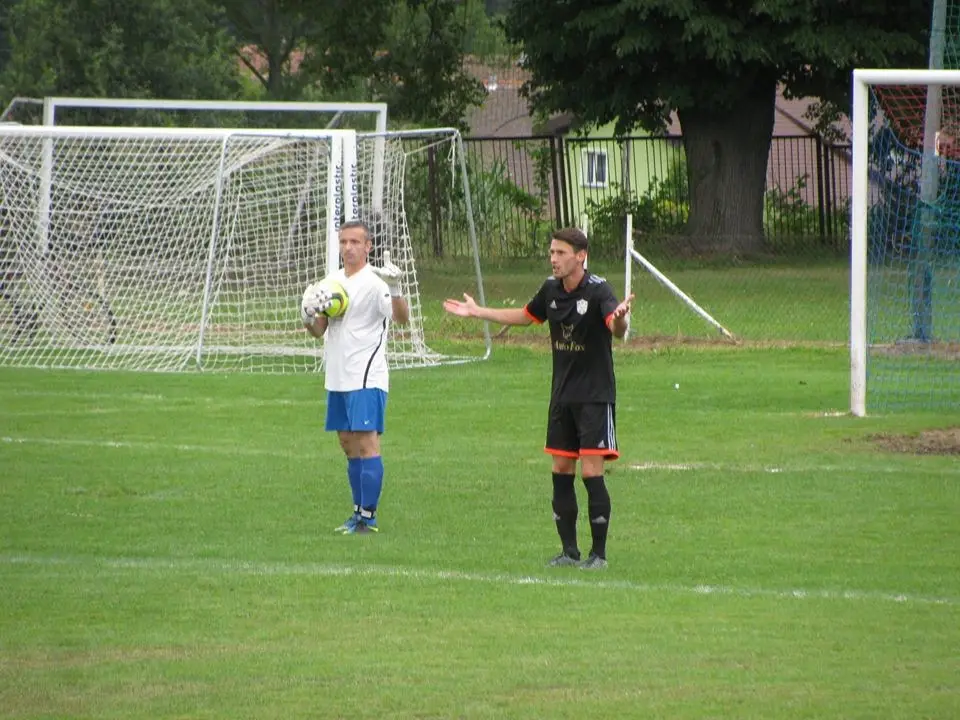 BKS przegrał w Radzimowie 3:5