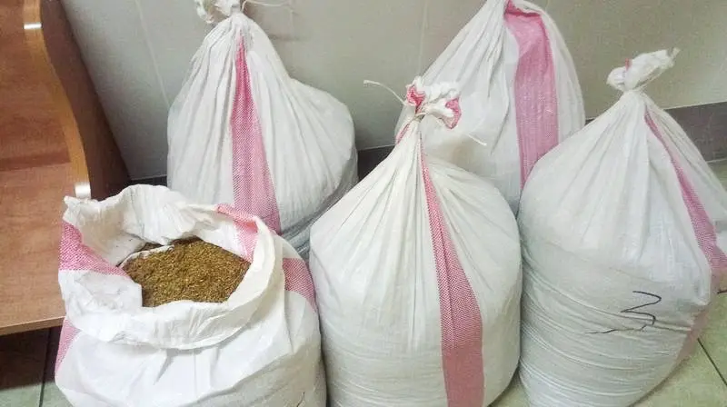 Wpadł z blisko 100 kg nielegalnego tytoniu