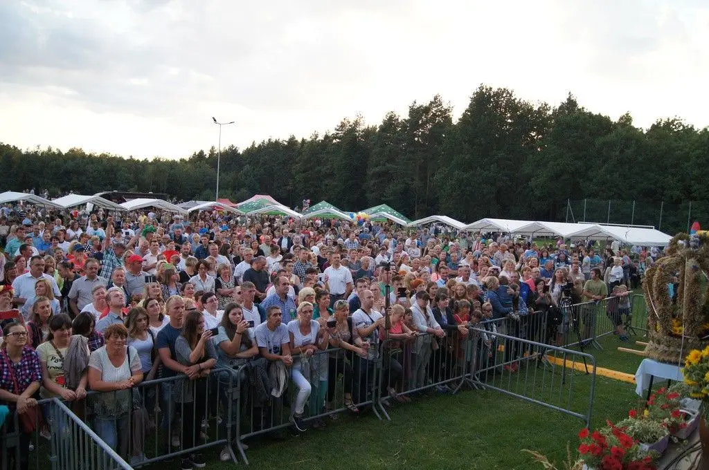 Dożynki Gminne w Brzeźniku